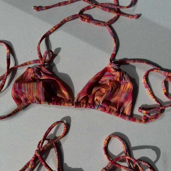 NEW Revolve Lovewave The Daniella Top + Bottom Swimsuit Bikini Size XS - Picture 3 of 9